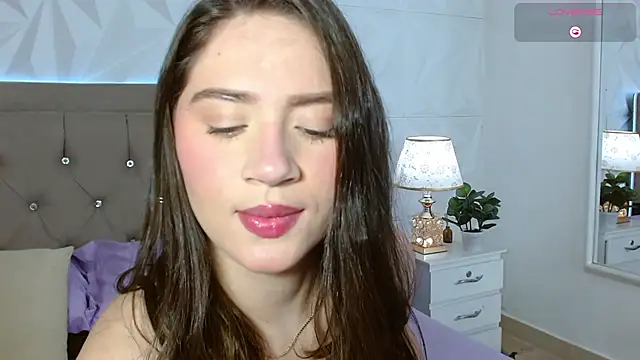 Snapshot of Gwen_drew chatting on 03.14.26 Gwen drew online show from 03.14.26