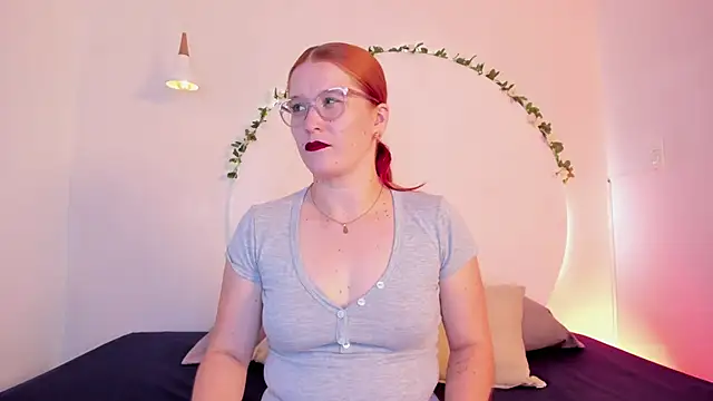 Snapshot of AllisonRoberts_ chatting on 01.16.26 AllisonRoberts online show from 01.16.26