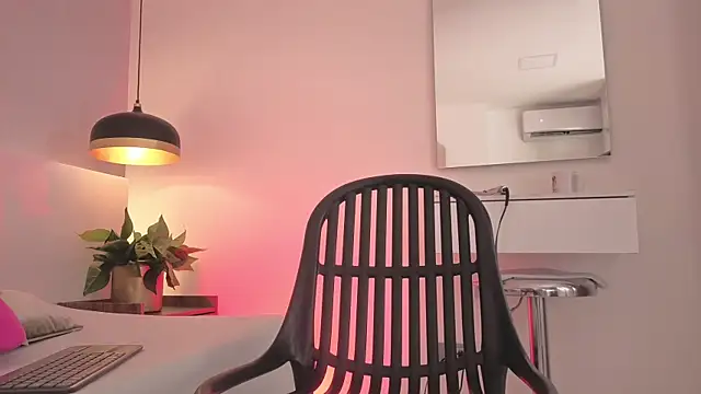 AllisonRoberts  online show from 06.28.26