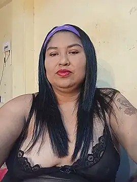 Snapshot of Marcela87 chatting on 05.28.26 Marcela87 online show from 05.28.26