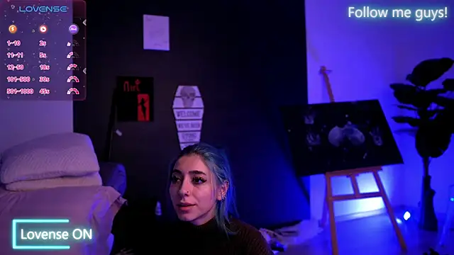 AriaVoss online show from 10.22.25