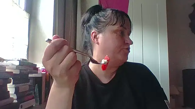 Snapshot of _squirty_cum_lady_ chatting on 06.01.26 squirty cum lady online show from 06.01.26