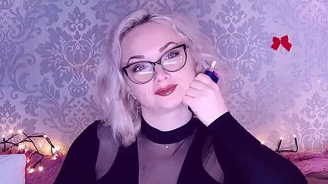 EllianaReese online show from 01.11.26