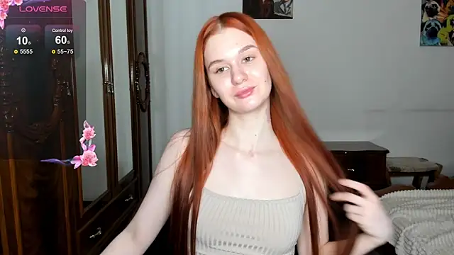 Snapshot of EmilySoul chatting on 02.07.25 EmilySoul online show from 02.07.25