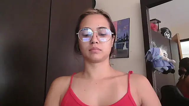 trianabell online show from 03.31.26