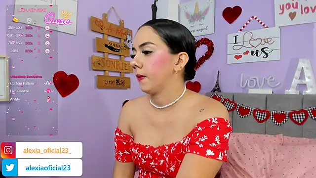 Snapshot of Alexia_Sweet_x chatting on 02.14.26 Alexia Sweet x online show from 02.14.26