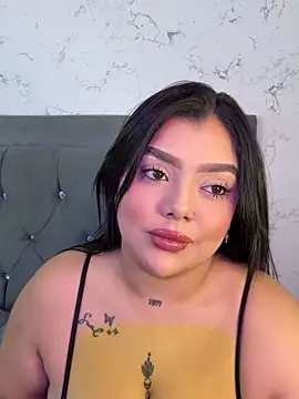 Snapshot of Brhiana_Williamms chatting on 06.19.26 Brhiana Williamms online show from 06.19.26