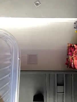 Snapshot of baruel-10 chatting on 12.21.25 baruel-10 online show from 12.21.25