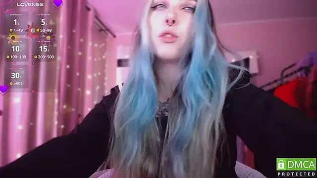 JustMeowGirl online show from 04.24.26