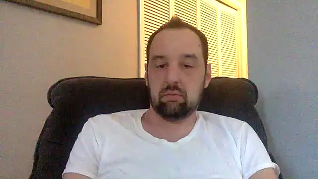 Snapshot of Kink_Master_Daddy chatting on 04.29.26 Kink Master Daddy online show from 04.29.26