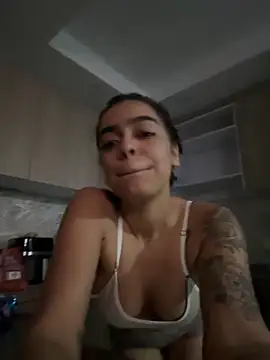 Snapshot of Foxy_Assh_ chatting on 06.15.26 Foxy Assh online show from 06.15.26