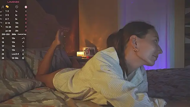 naiviv online show from 02.24.25