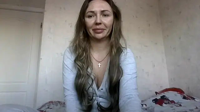 Snapshot of AngelinaLove28 chatting on 02.01.26 AngelinaLove28 online show from 02.01.26