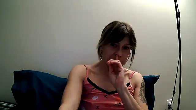 Snapshot of anechka1 chatting on 02.05.26 anechka1 online show from 02.05.26