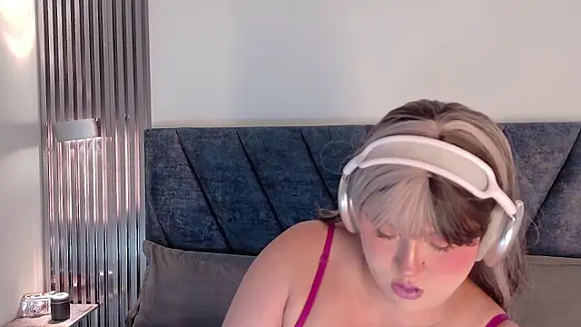 Karmilla Rosse online show from 03.13.26