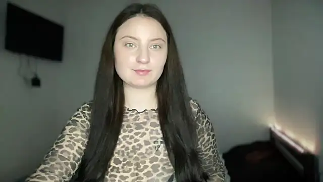 Snapshot of LocaAlis chatting on 11.04.25 LocaAlis online show from 11.04.25