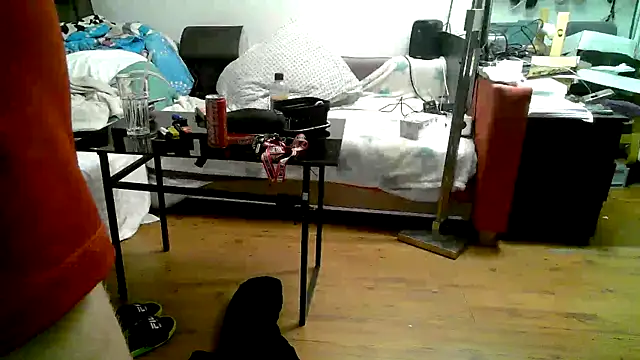 0815lukas2024 online show from 10.19.25