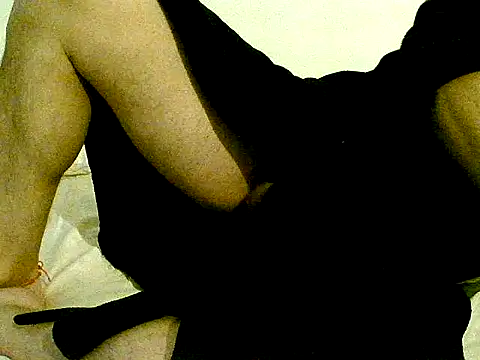 Snapshot of pollarikaaa chatting on 10.23.25 pollarikaaa online show from 10.23.25