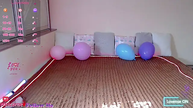 LizaSenri online show from 04.28.26