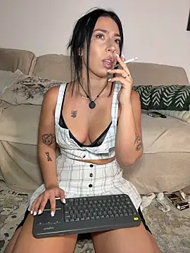 KimArts online show from 07.28.26