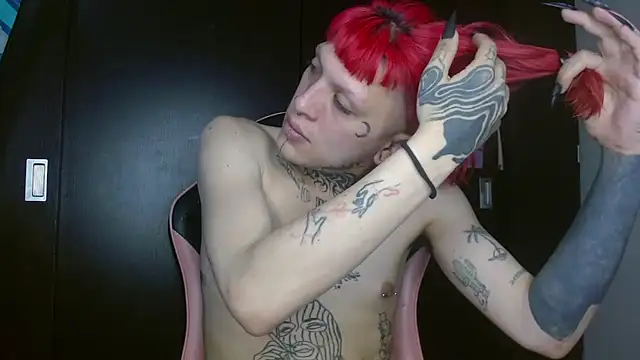 charlotbelucci  online show from 04.28.26