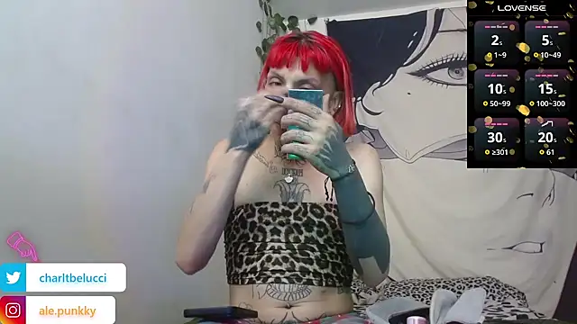 Snapshot of charlotbelucci_ chatting on 05.23.26 charlotbelucci online show from 05.23.26