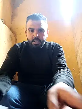 Snapshot of ListedLoin chatting on 01.19.25 ListedLoin online show from 01.19.25