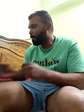 ListedLoin online show from 05.05.26