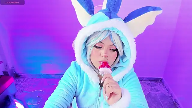 Ahri Elderwood online show from 09.22.25