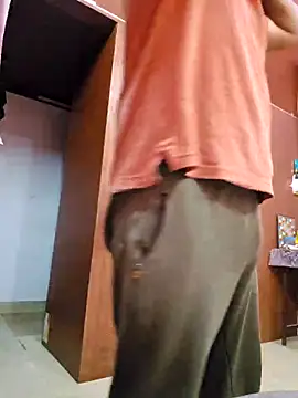 Snapshot of Loveboycurvy chatting on 12.03.24 Loveboycurvy online show from 12.03.24