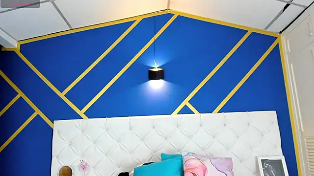 Snapshot of ariel_villa chatting on 03.18.25 ariel villa online show from 03.18.25