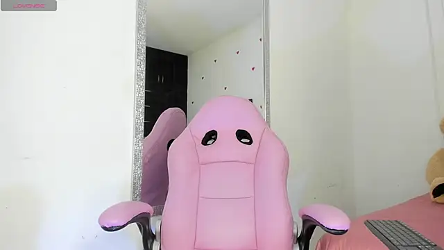 dulce kim online show from 10.08.25