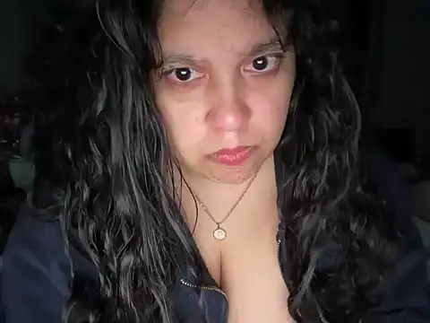 Snapshot of MelanieFawker chatting on 11.30.25 MelanieFawker online show from 11.30.25