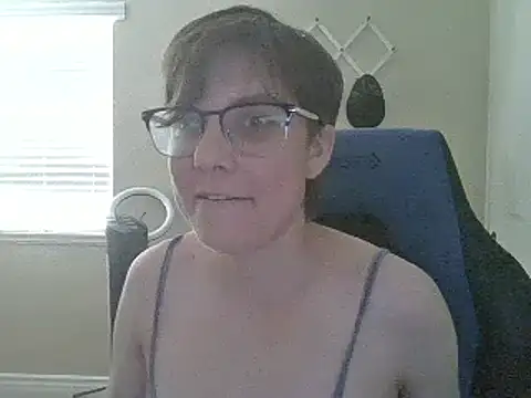 KaliSnow199623 online show from 02.05.25