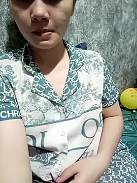 Ngoc-Trinh online show from 03.11.26