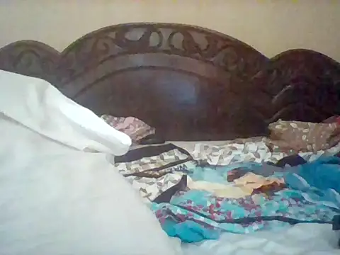 missarpie online show from 11.14.25