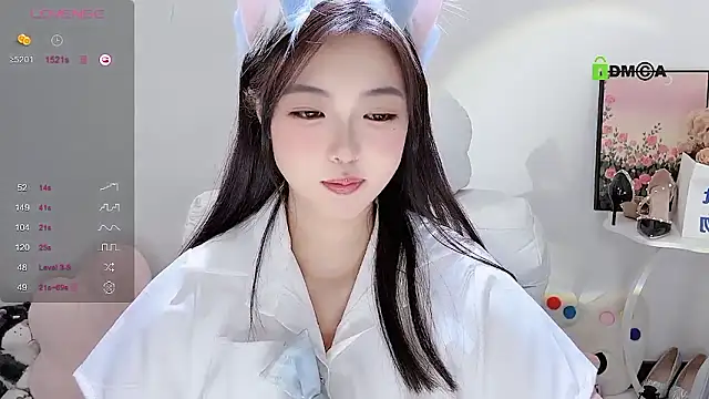 Snapshot of Ubela_7 chatting on 12.03.24 Ubela 7 online show from 12.03.24