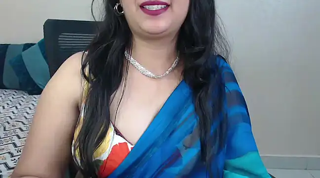 Inviting Aanya online show from 12.18.24