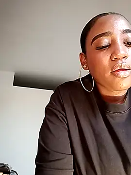 Snapshot of Perlasexyu1 chatting on 09.19.25 Perlasexyu1 online show from 09.19.25