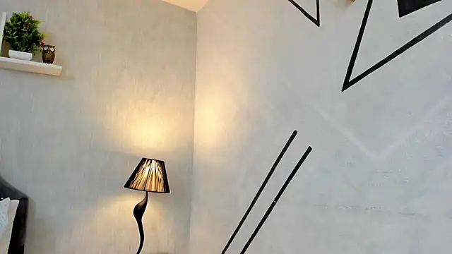 AnntoniaWood online show from 12.11.24