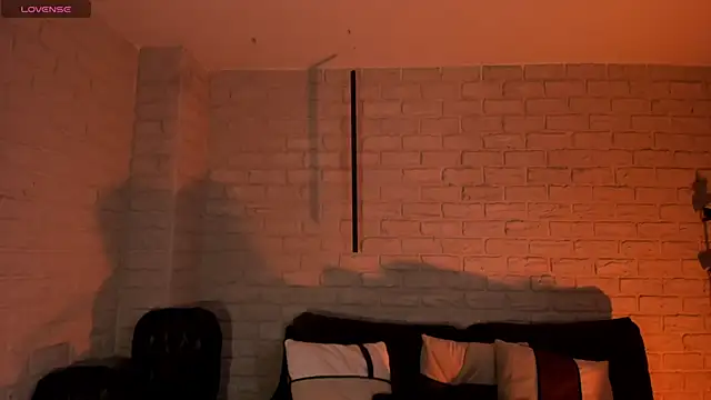ViolettHansson online show from 06.11.26