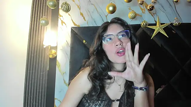 CoralineSanchez online show from 02.03.26