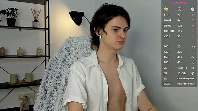 little femb0y online show from 02.12.26