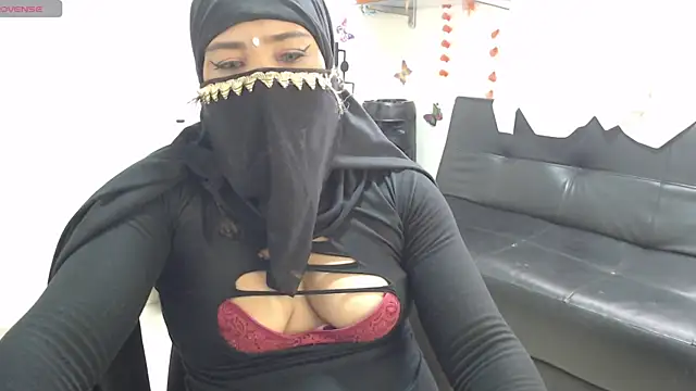 Aaliyah brown online show from 12.12.24