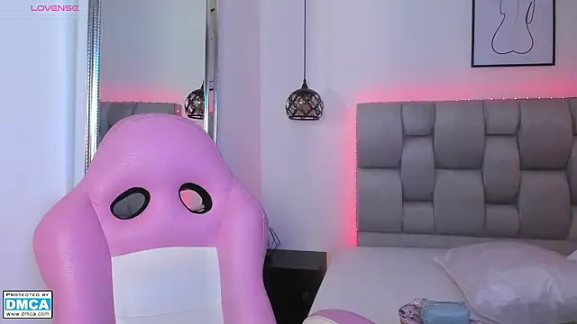 Susan-Sweet-7 online show from 03.17.26