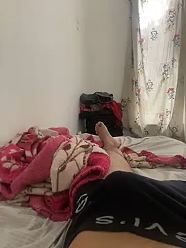 Snapshot of thfrances chatting on 12.08.24 thfrances online show from 12.08.24