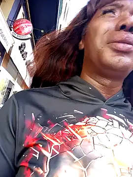 Snapshot of blackhotpartyts chatting on 10.07.25 blackhotpartyts online show from 10.07.25