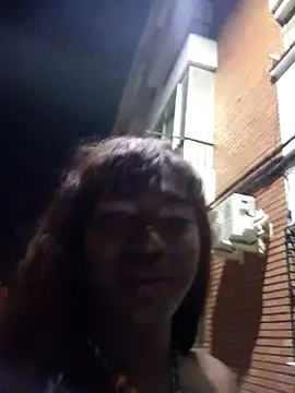 Snapshot of blackhotpartyts chatting on 10.10.25 blackhotpartyts online show from 10.10.25