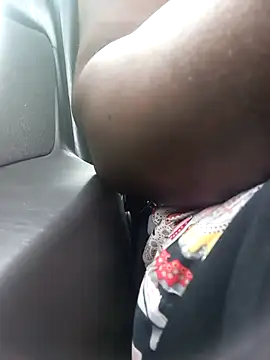 Snapshot of blackhotpartyts chatting on 10.22.25 blackhotpartyts online show from 10.22.25