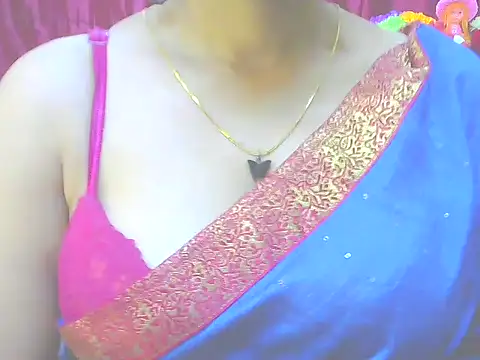 Snapshot of ishmita99 chatting on 12.22.24 ishmita99 online show from 12.22.24